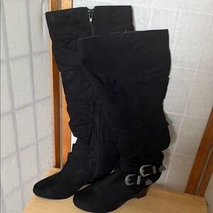 Black Knee-High Women's Boots 8 1/2 M